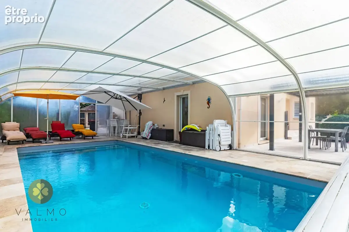 Maison 260 m2 avec piscine couverte - photo 3