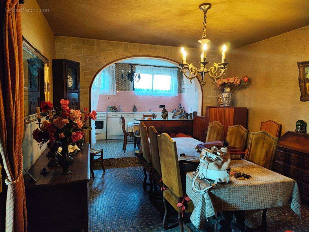 LOUDEAC - Ensemble immobilier - Maison - Entrepôt - photo 3