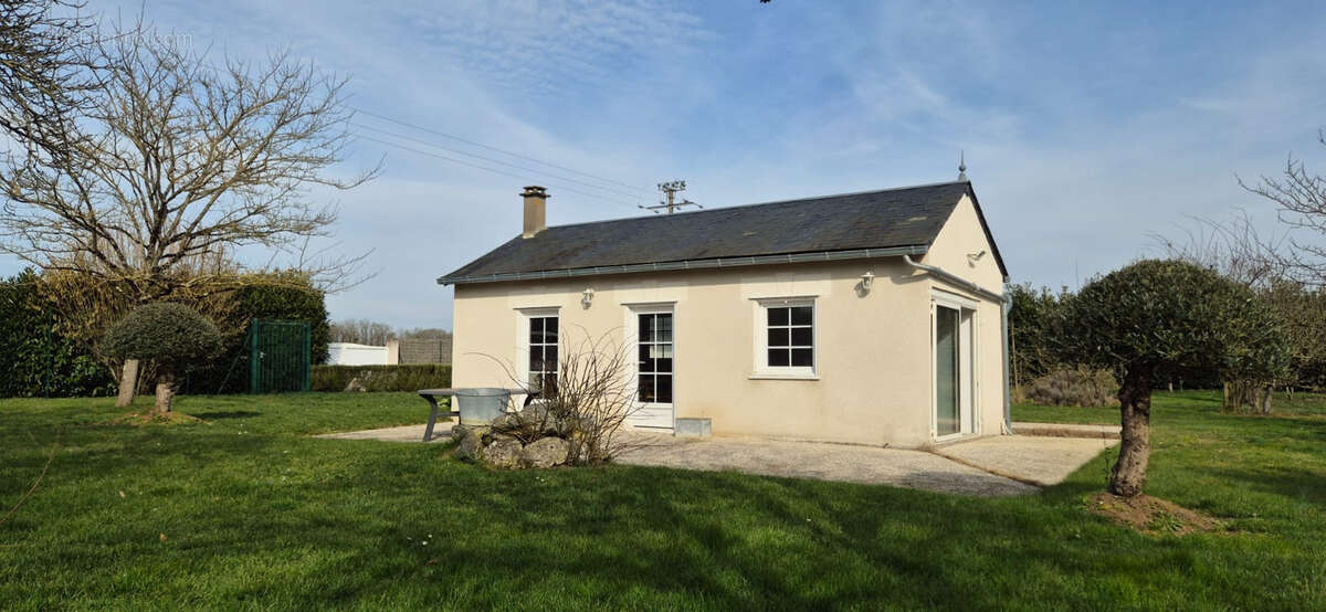 Terrain à ATHEE-SUR-CHER