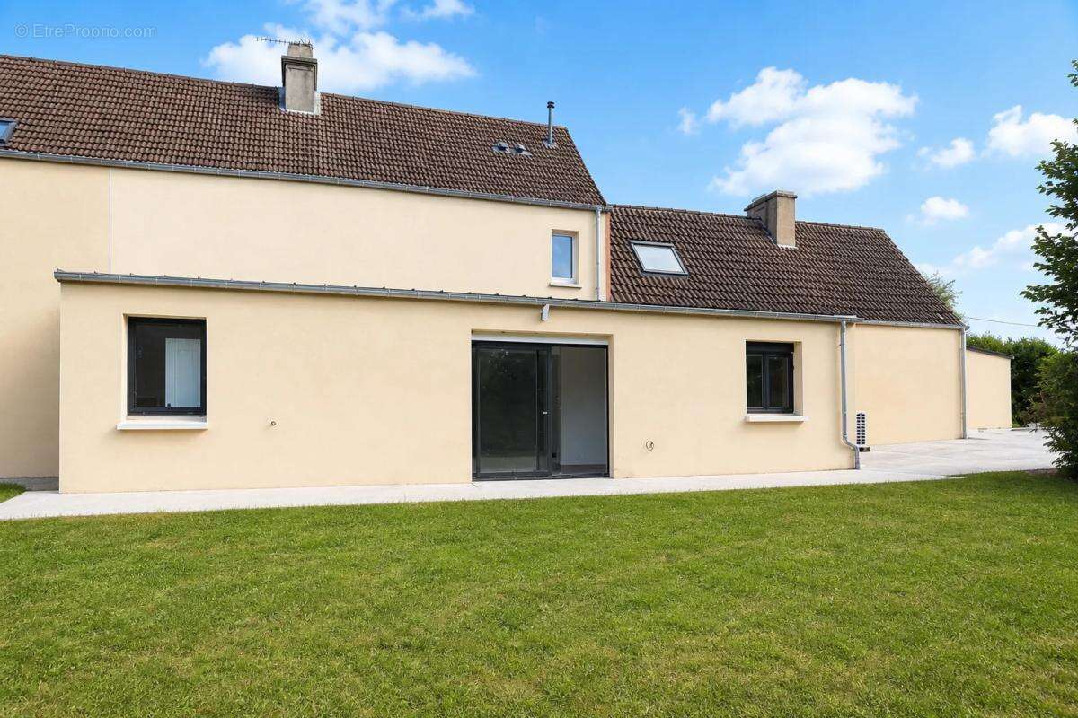 Maison de 6 pièces de 141 m² à Tollevast - photo 20