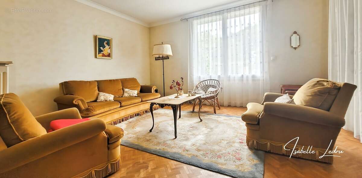 Maison à SAINT-VINCENT-DES-LANDES