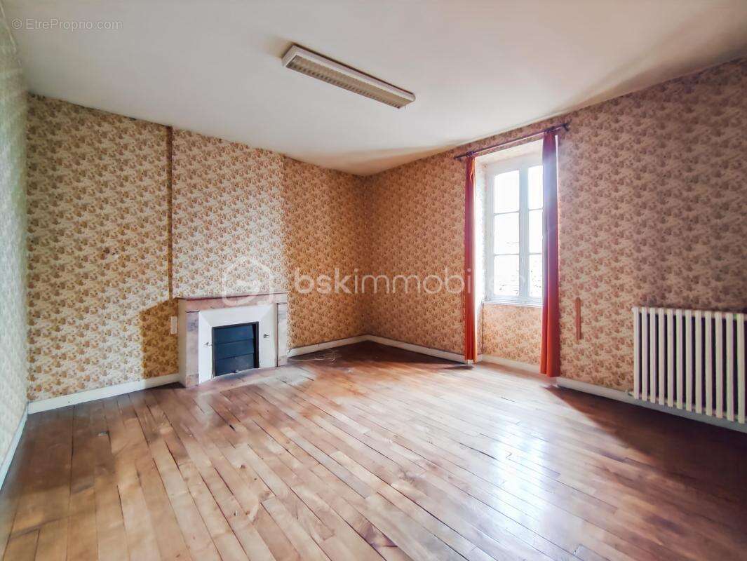 Maison à JANZE