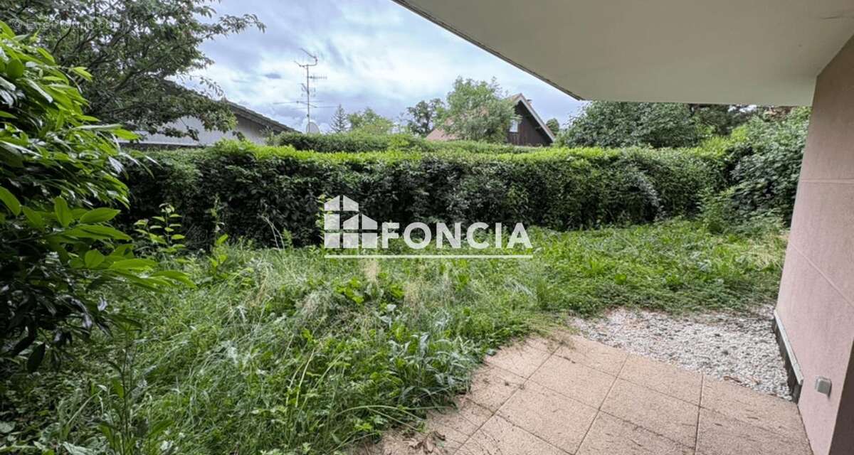 Vetraz Monthoux, T2 rez-de-jardin avec parking extérieure et garage - photo 2