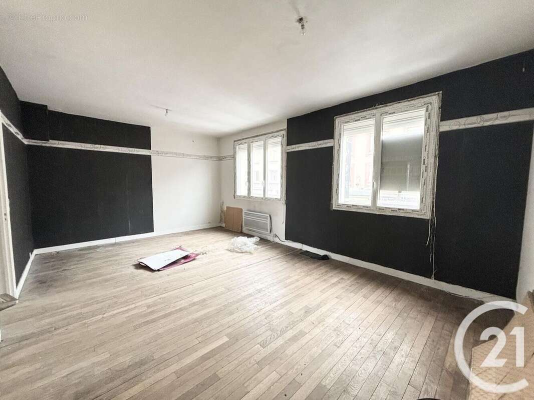 Autre à GOURNAY-EN-BRAY