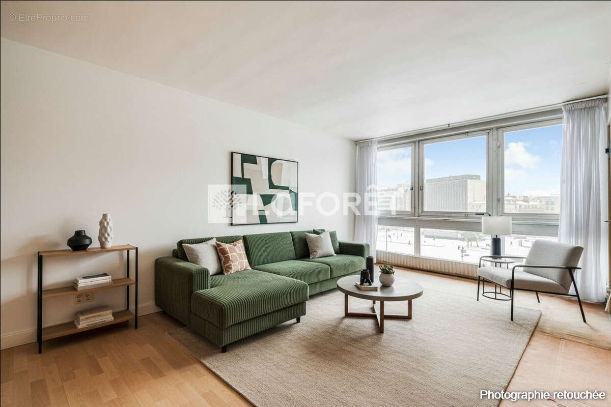 Appartement à PARIS-14E