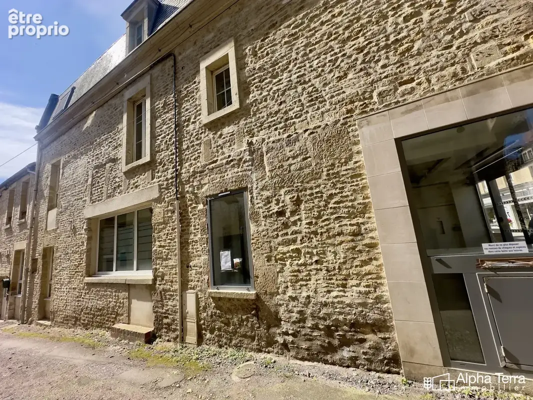 Commerce 209 m² à Douvres-La-Delivrande  - photo 9