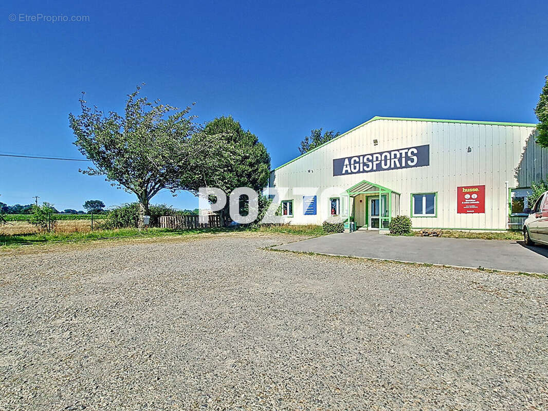 Commerce à PONTORSON