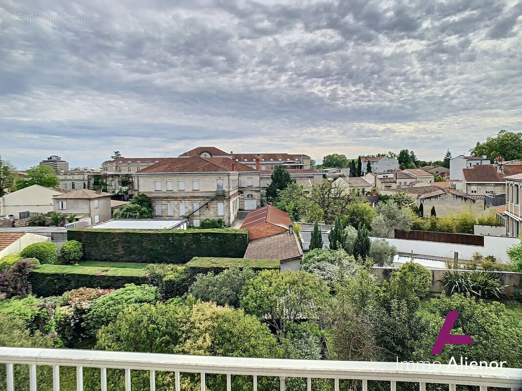 Appartement à LE BOUSCAT