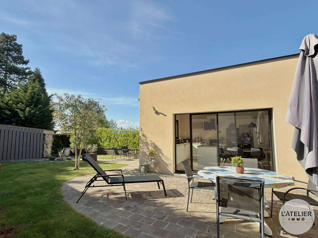 Maison familiale entièrement climatisée Villers Allerand 7 pièce(s) 190 m2 - photo 12