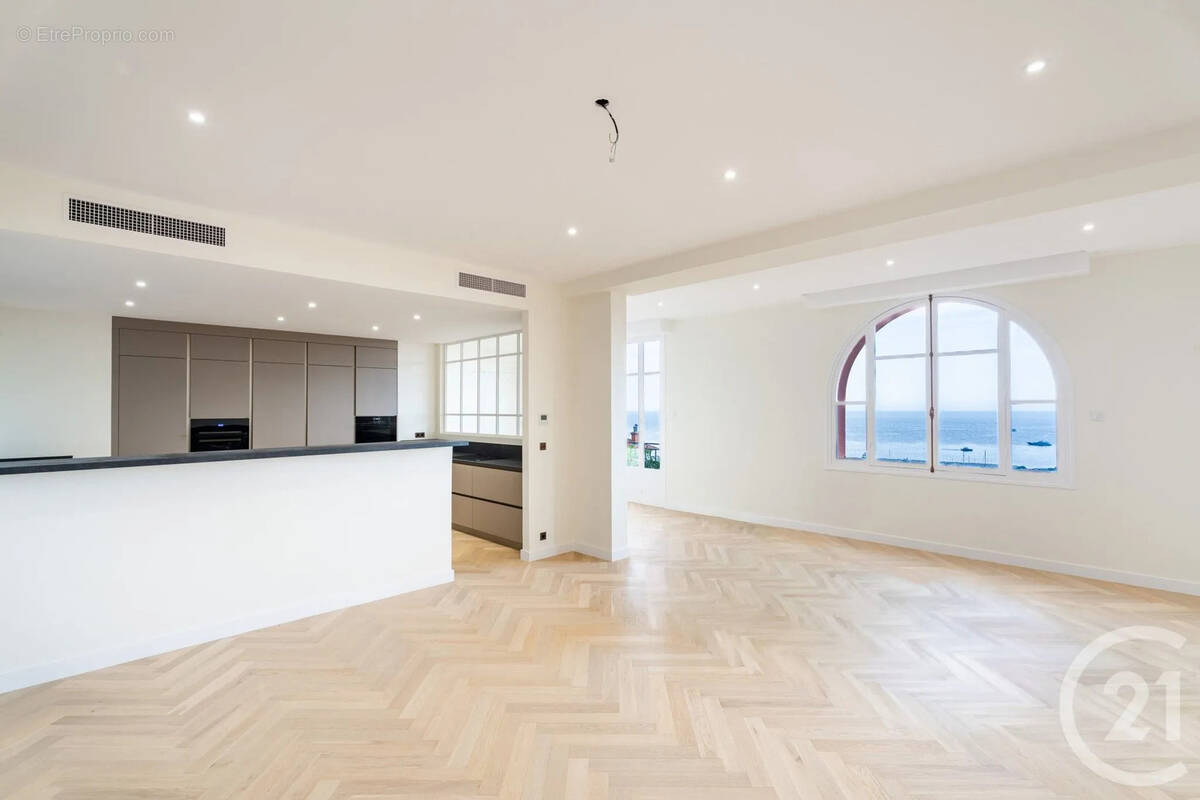 Appartement à BEAULIEU-SUR-MER