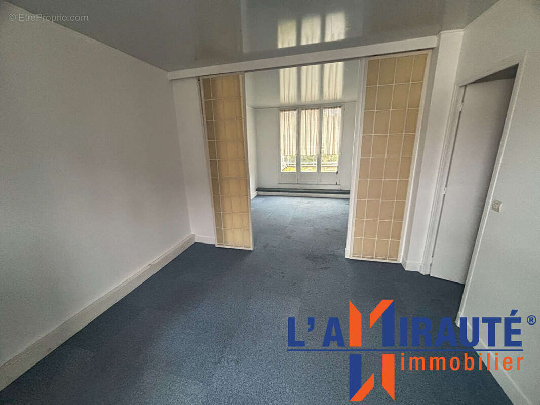 Appartement à SARTROUVILLE