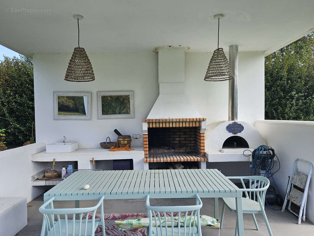 Maison à CORMEILLES