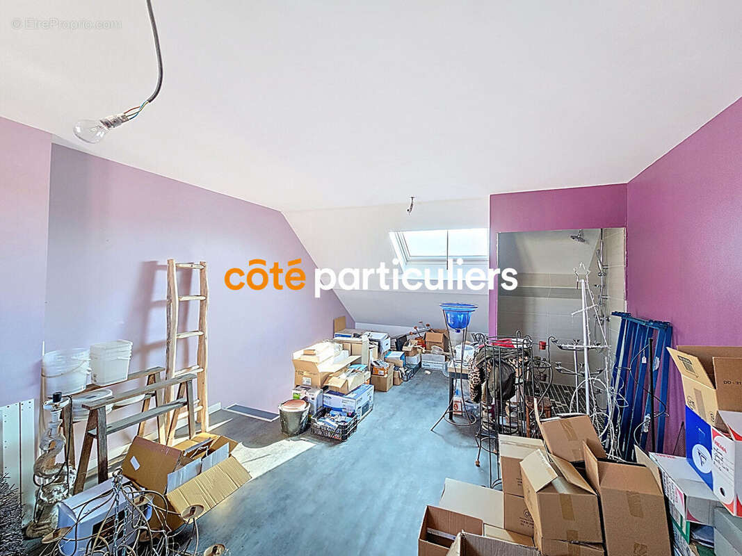 Commerce à LA CHAPELLE-D&#039;ARMENTIERES