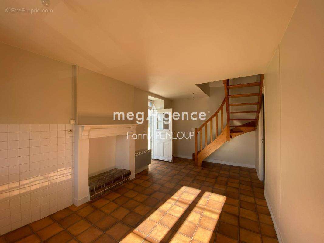 Maison à VILLEDIEU-LES-POELES