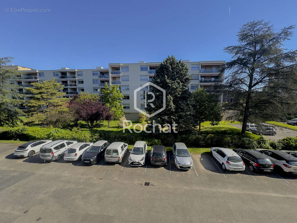 Appartement à CALUIRE-ET-CUIRE