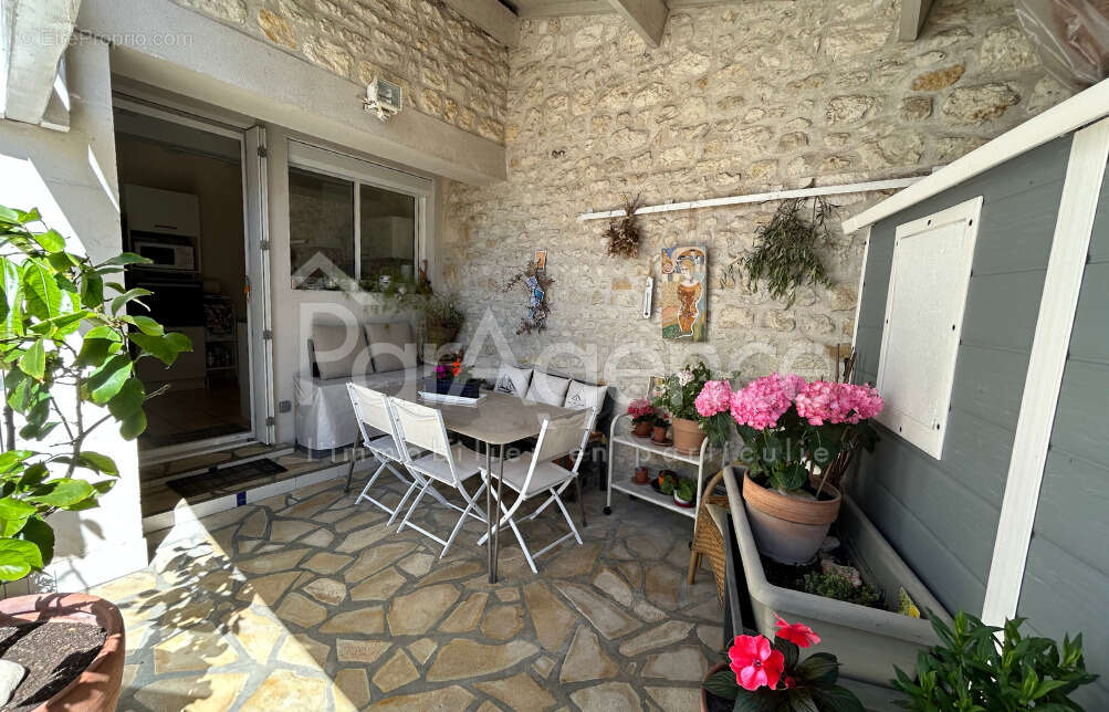 Maison à MESCHERS-SUR-GIRONDE