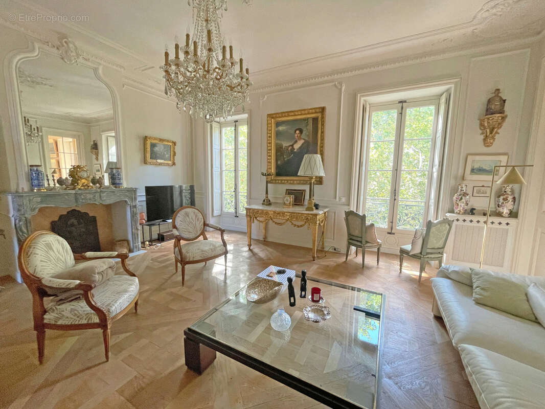 Appartement à NIMES