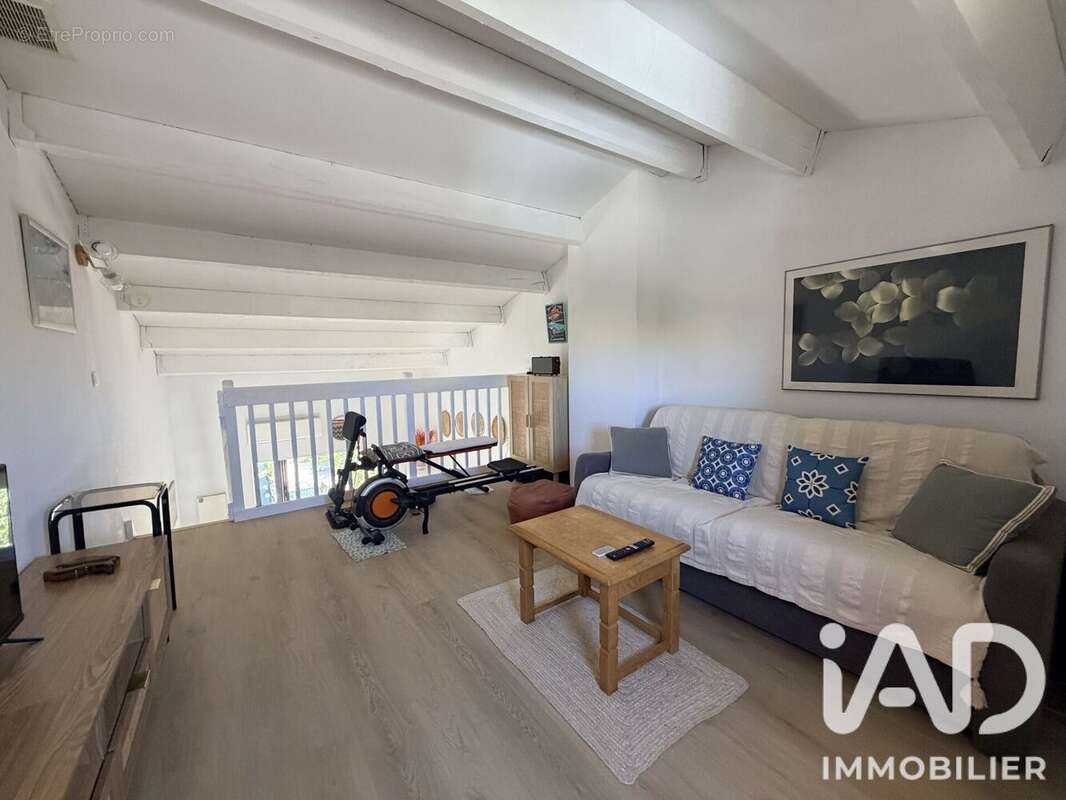 Maison 38 m² à Saint-Cyprien  - photo 6