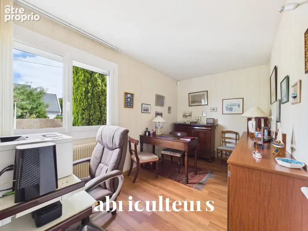 belle propriété au calme avec piscine et un vaste terrain en vente à Orvault (44700) - photo 11