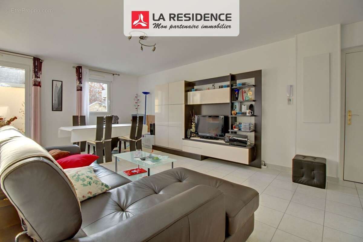 Appartement à AUBERGENVILLE