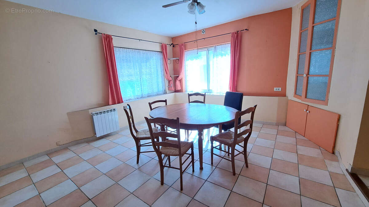 Immeuble centre Malaucene  230m2 / 4 appartements - photo 10