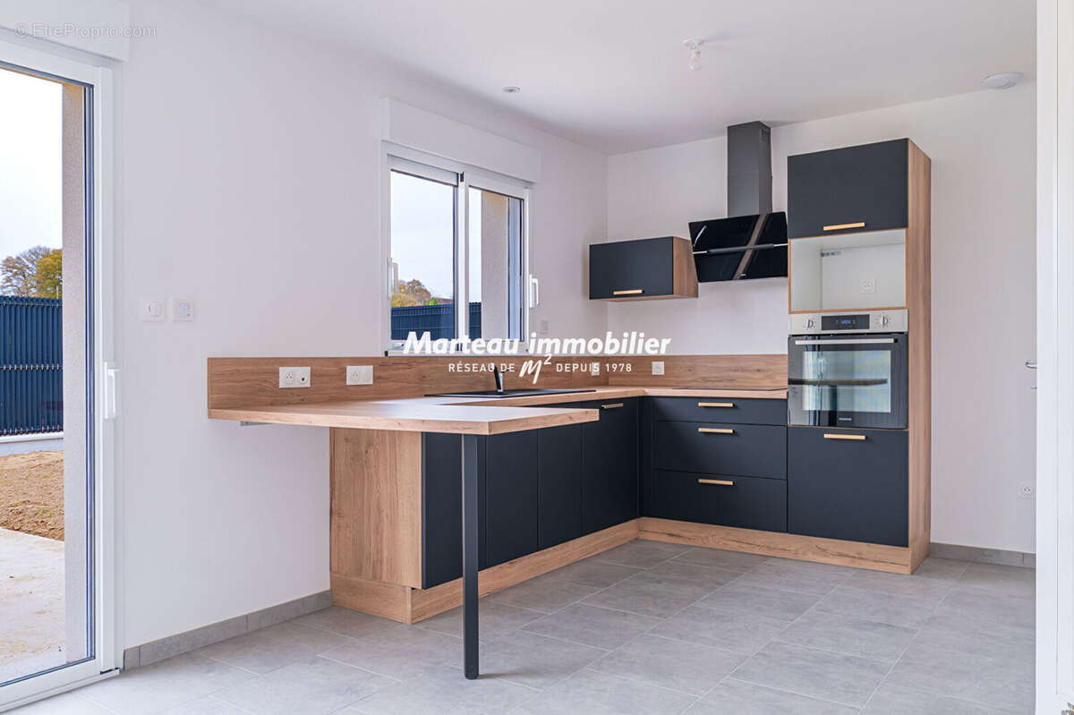 Maison à BRETTE-LES-PINS