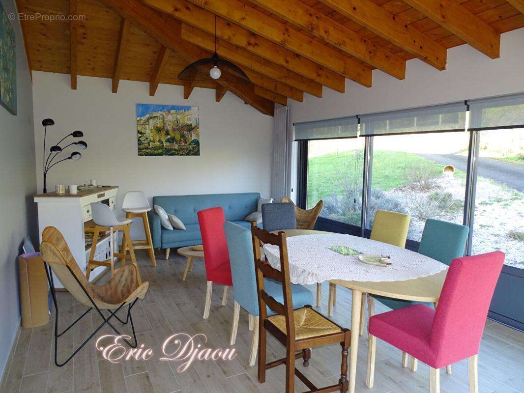 Maison de pays Condat Sur Vezere 10 pièce(s) 236.05 m2 - photo 3