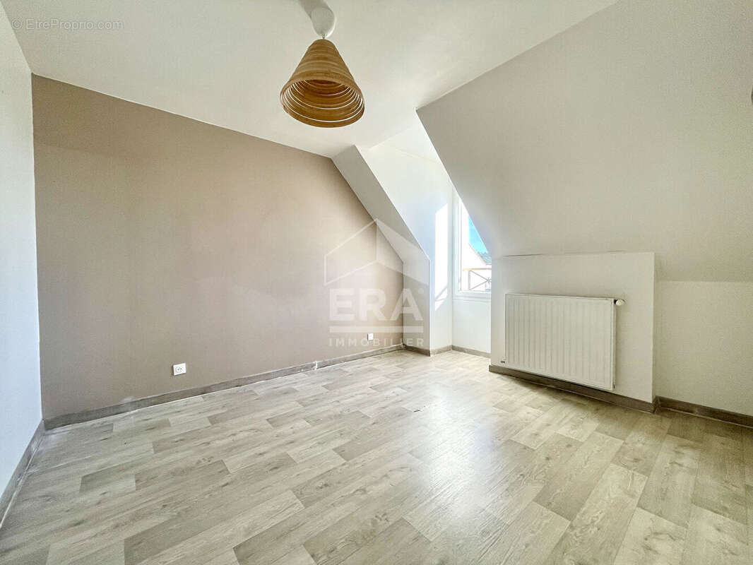 Maison à LA FERTE-ALAIS