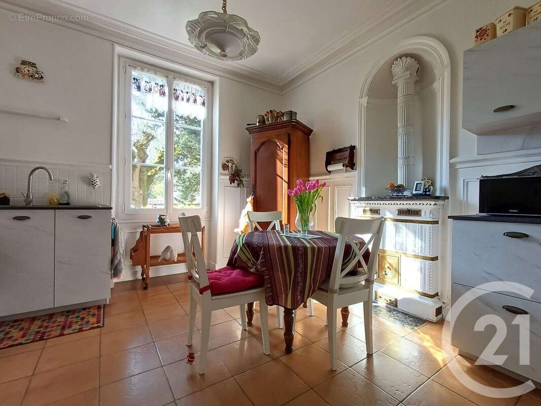 Maison à CLOYES-SUR-LE-LOIR