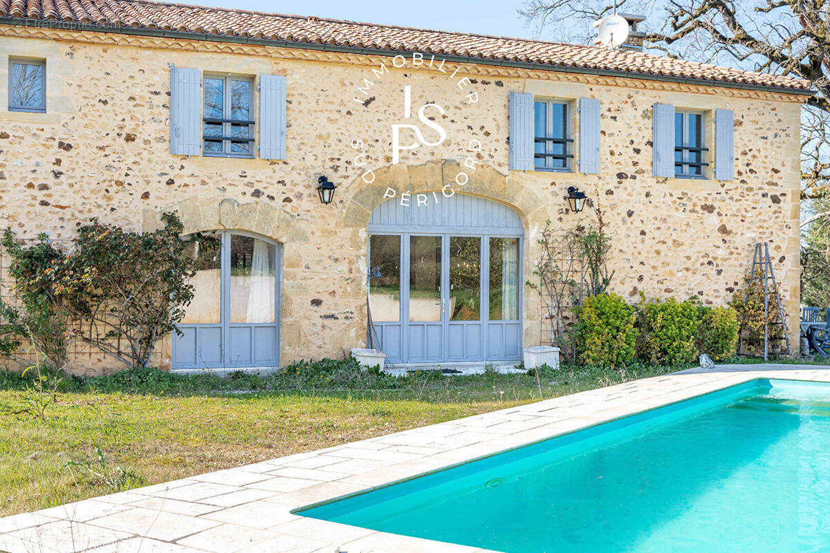 Maison à MONPAZIER