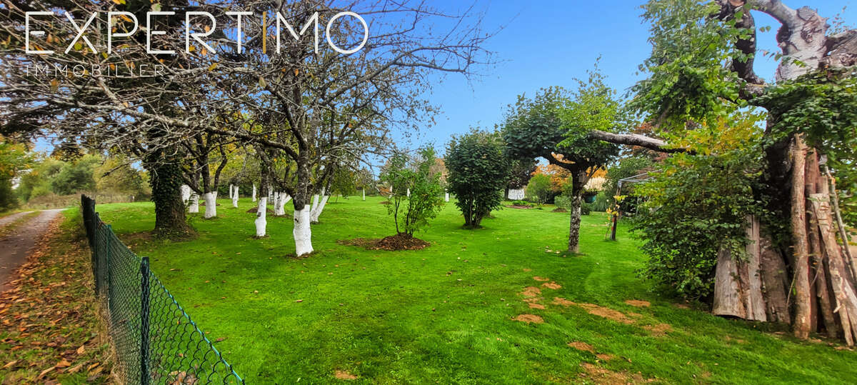 Autre à SAINT-PIERRE-DE-FRUGIE