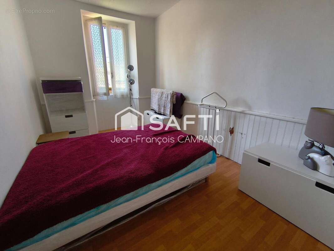 Photo 7 - Appartement à LIVINHAC-LE-HAUT