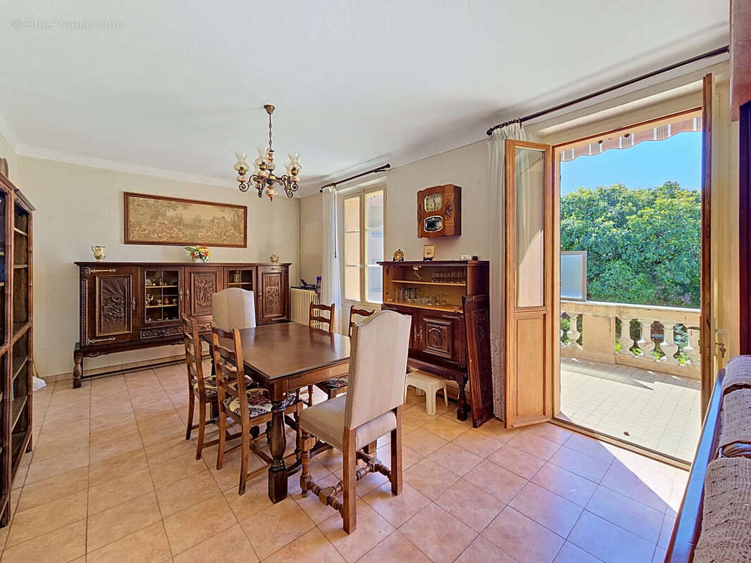 Maison à SAINT-RAPHAEL