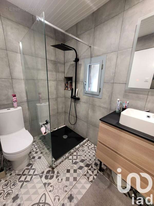 Photo 7 - Maison à LE CHAMBON-FEUGEROLLES