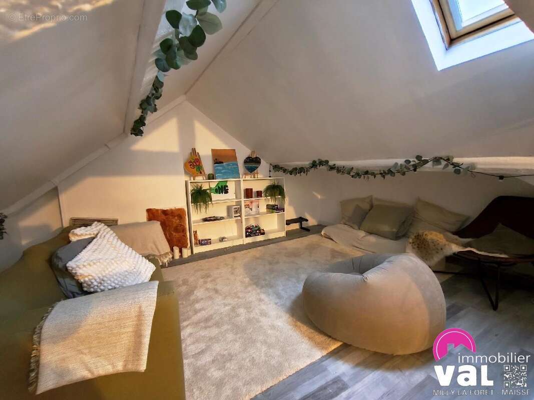 Maison à MILLY-LA-FORET