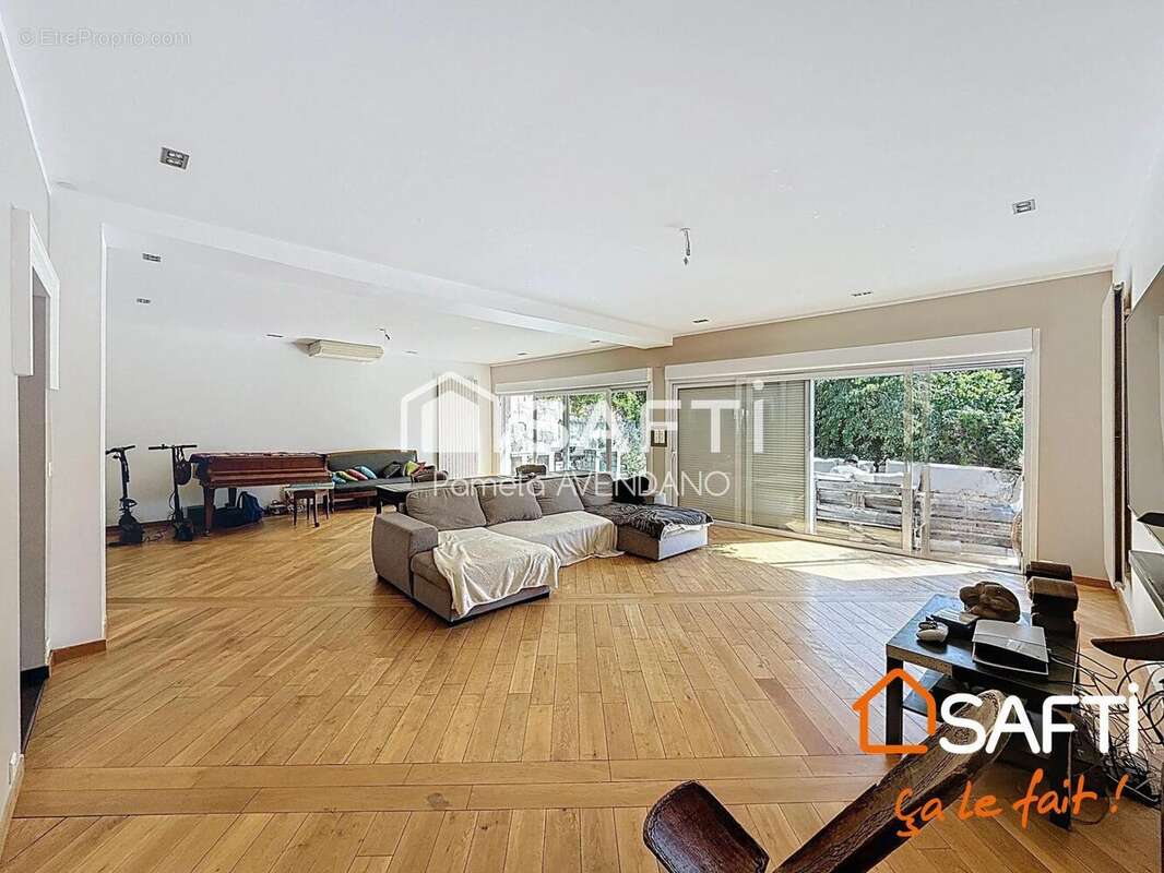 Photo 3 - Maison à SAINT-MAUR-DES-FOSSES