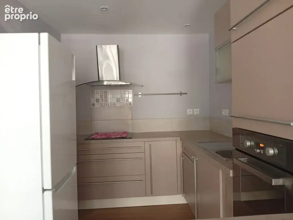 A vendre - maison renovee - garage - saint-pons-de-thomières 34220 - photo 2