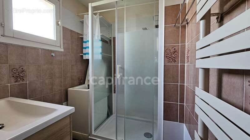 Appartement à LA LONDE-LES-MAURES