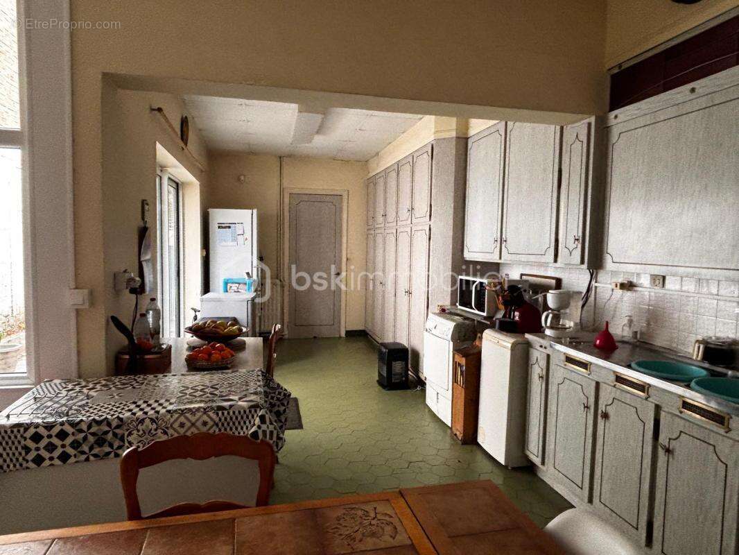 À Vendre : Maison de Ville avec Fort Potentiel – 115m² environ - photo 6