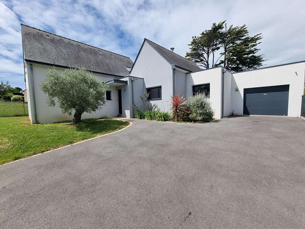 Maison à CLOHARS-CARNOET