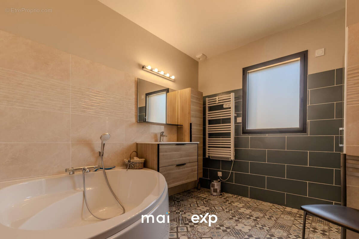Maison 125 m² à Belz  - photo 9