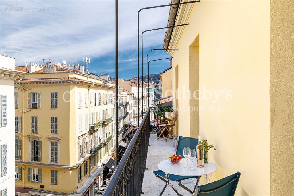Appartement à NICE