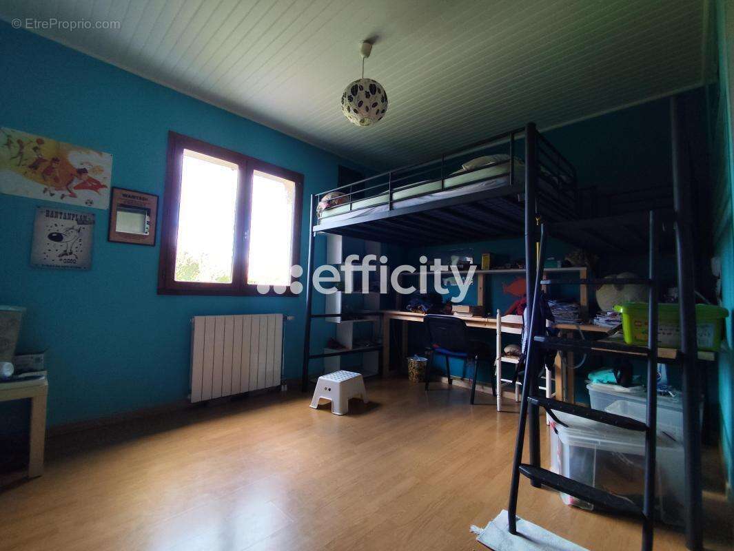 Maison 161 m² à Saint-Romain-D'ay  - photo 14