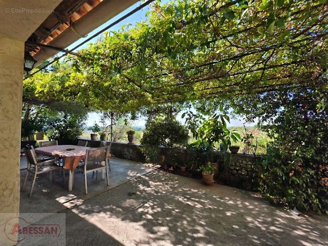 Saint-Christol-lès-Alès  Vue dominante, calme absolu et plus de 3 300 m² de terrain - photo 15