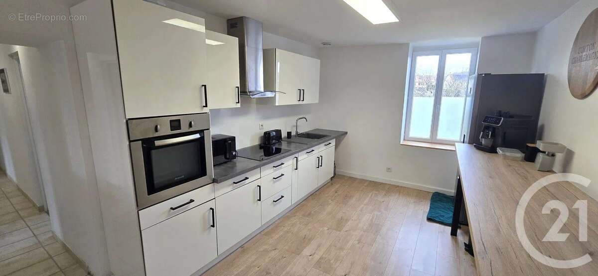 Appartement à ECUISSES