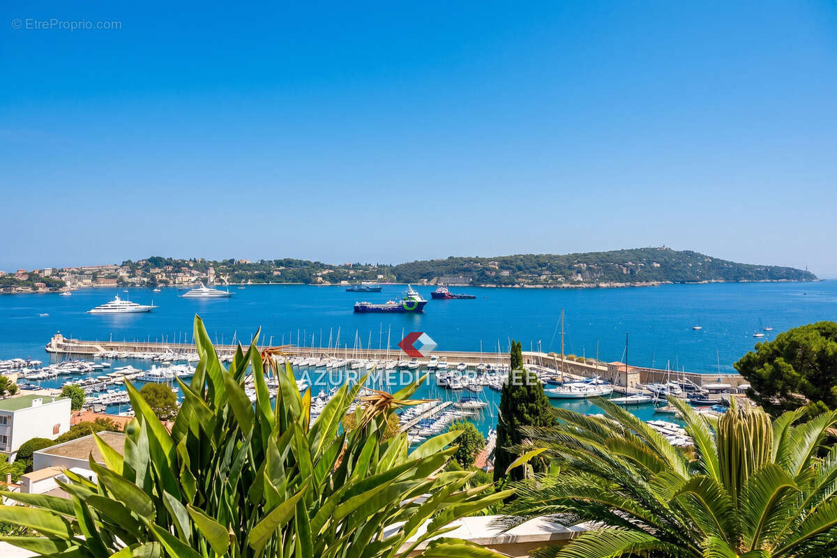 Appartement à VILLEFRANCHE-SUR-MER