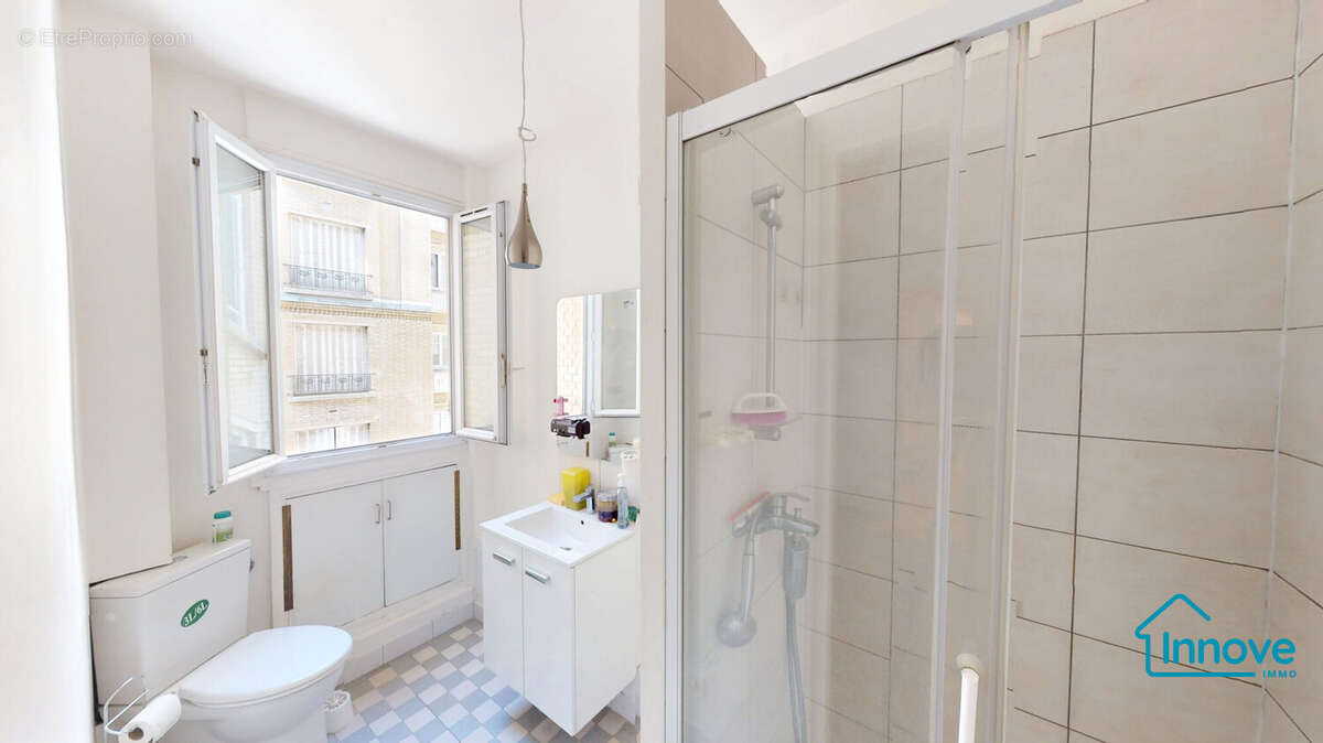 Appartement à PARIS-14E