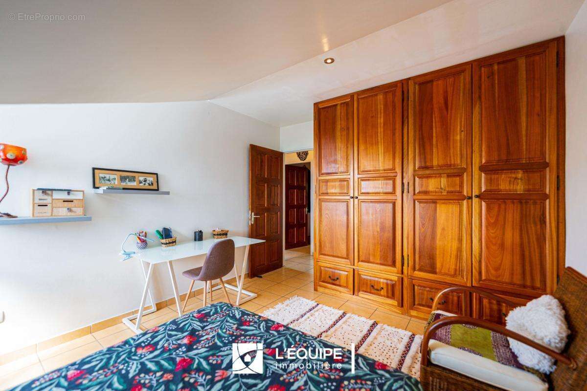 Maison à SAINT-DENIS