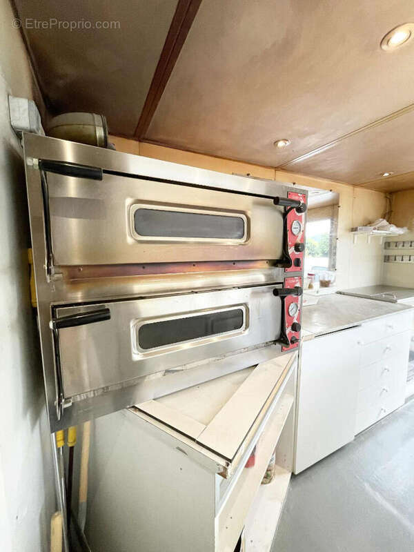 Commerce à ALTILLAC