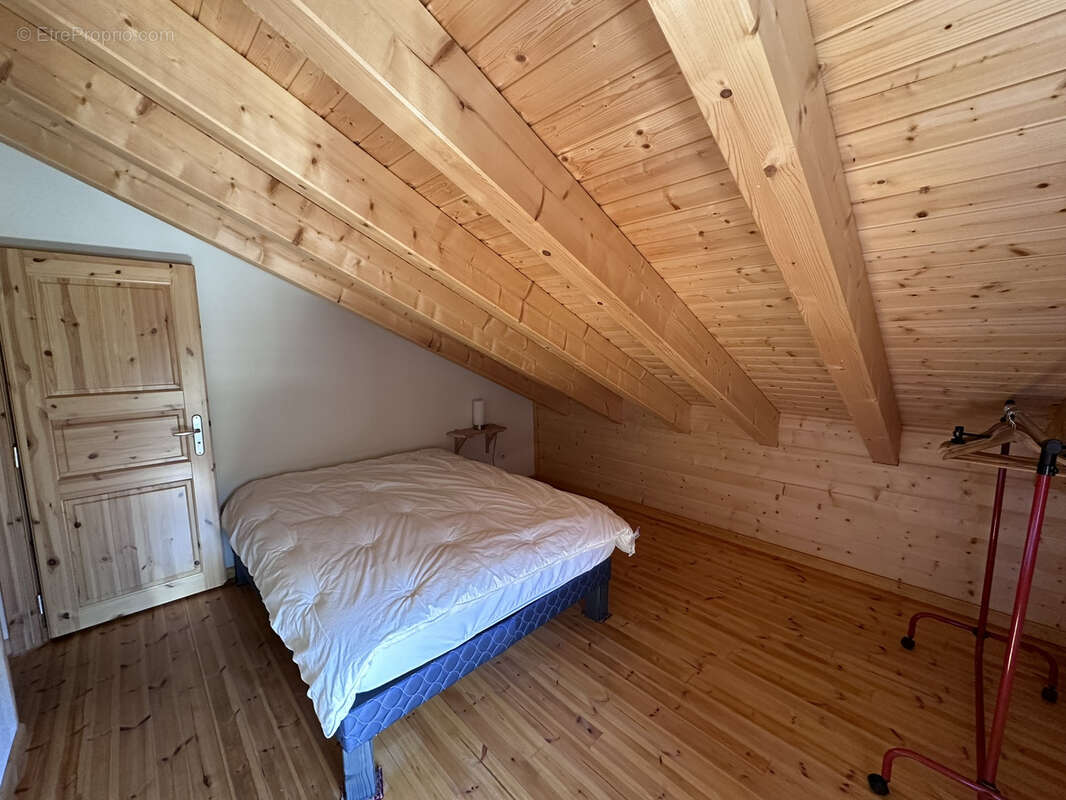 Maison à ALBIEZ-MONTROND